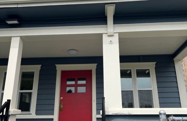 Great 8 Bedroom House Very Close to University of Washington photos photos