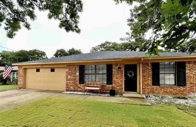 6201 Big Springs Drive - 6201 Big Springs Drive, Arlington, TX 76001