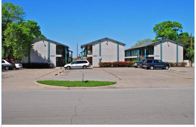 La Laguna Gallery 2