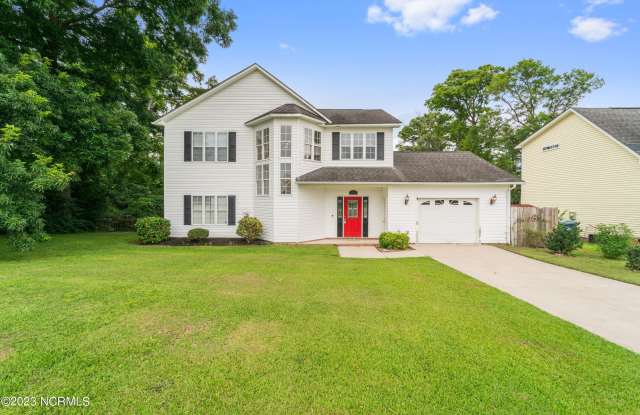 105 Bridgeway Court - 105 Bridgeway Court, Onslow County, NC 28540