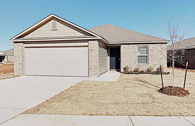 Spacious 3 Bedroom 2 Bath Home in Mustang Schools Gallery 1