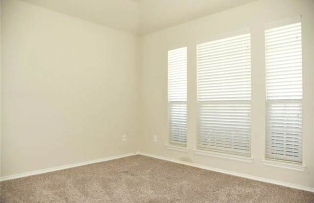 908 Buffalo Creek Drive Gallery 2