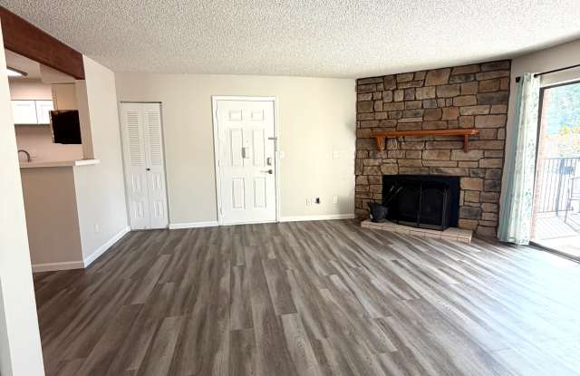 1543 Main Street #3 - 1 Gallery 4