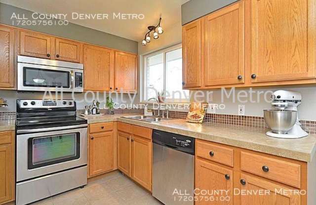 12813 East Nevada Circle Gallery 4