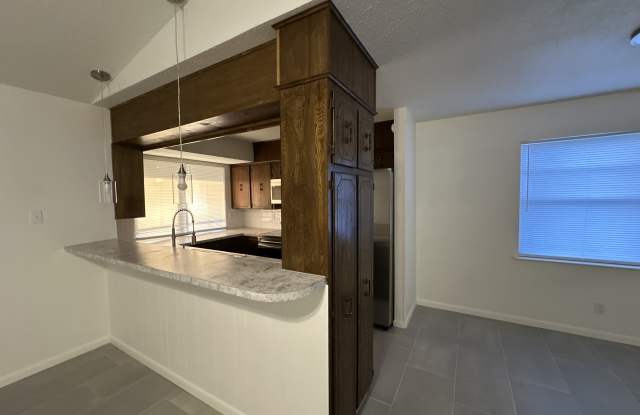 2207 Grandon Cir Gallery 2
