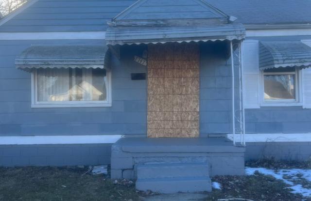 2 bedroom/ 1 bath Gallery 3