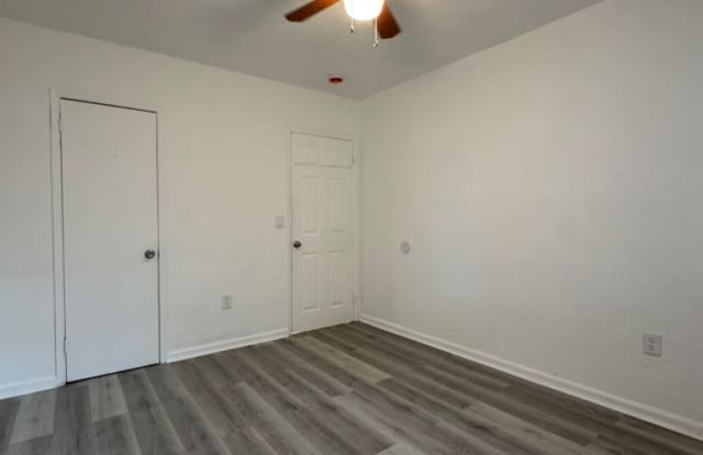 1450 NW 95th St, #5 Gallery 1