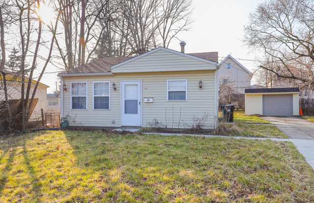 2 Bedroom/1 bath Single House! - 11809 Summerland Avenue, Cleveland, OH 44111