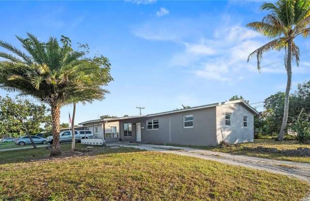 701 N 70th Ave photos photos