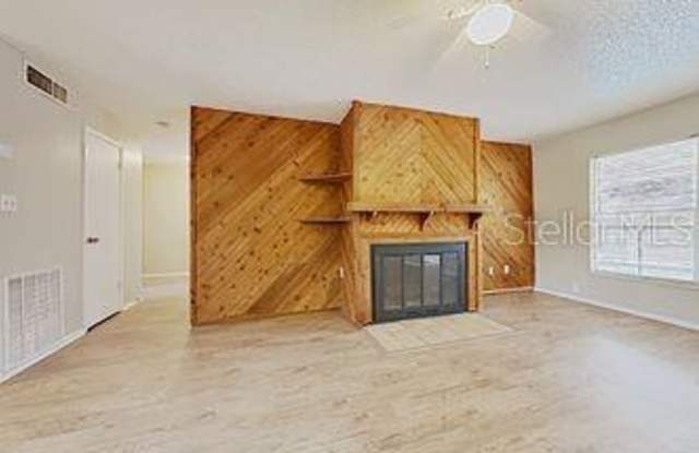 410 WEKIVA RAPIDS DRIVE Gallery 2