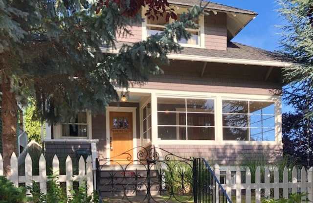 Queen Anne Home photos photos