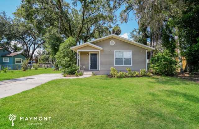 37075 Coleman Avenue - 37075 Coleman Avenue, Dade City, FL 33525
