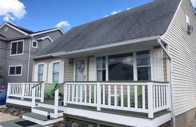 239 Morris Boulevard Gallery 3