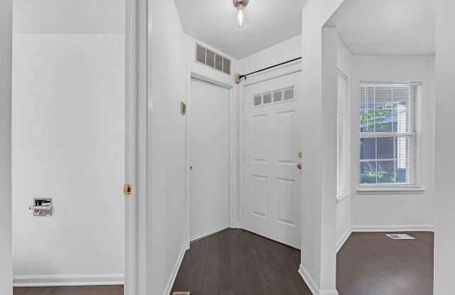 1239 S Wellington Court Gallery 4
