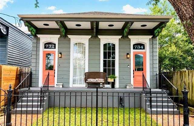732 DELACHAISE Street photos photos