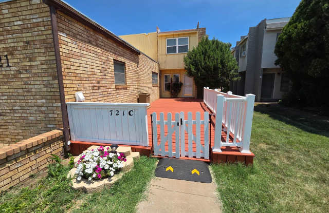 2 bed/1.5 bath Townhome in Colonial Park photos photos
