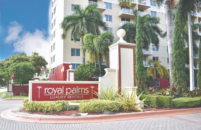 Royal Palms photos photos