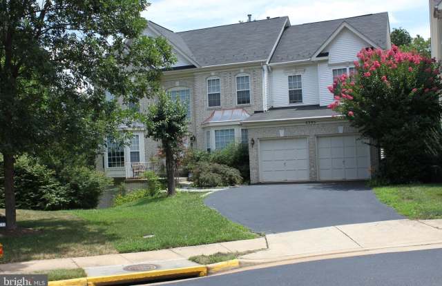 2395 SHREVE HILL ROAD - 2395 Shreve Hill Rd, Dunn Loring, VA 22027