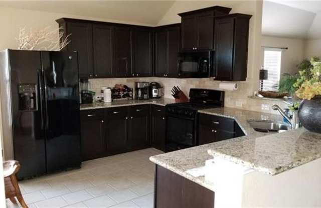 548 Bromeliad Drive Gallery 2