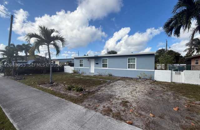 381 NW 16th St photos photos