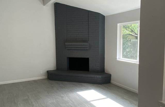 11009 FOREST CROWN Gallery 3