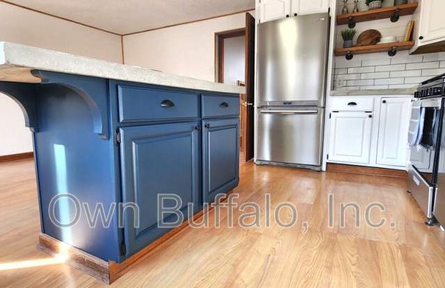 790 N Blossom Rd - 790 North Blossom Road, Erie County, NY 14059