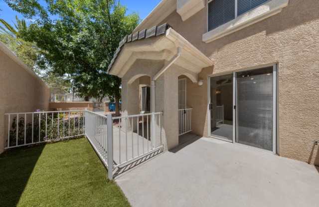 HENDERSON BEAUTIFUL 2-STORY TOWNHOME WITH 1-CAR GARAGE photos photos