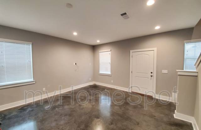 9822 Utopia Dr Gallery 3
