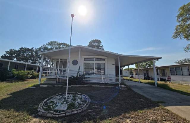 8017 FIAT AVENUE photos photos