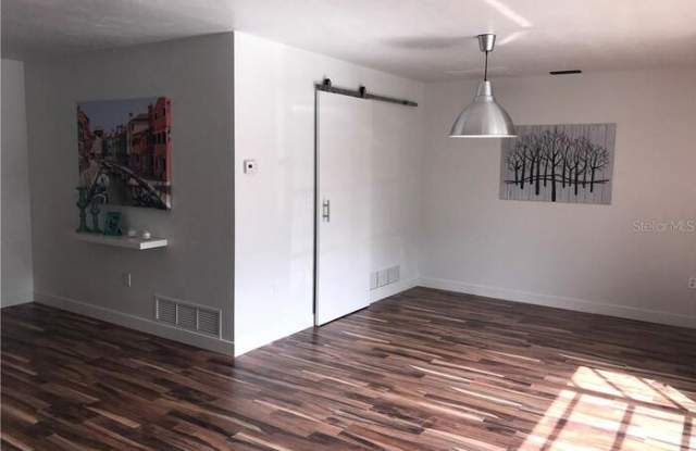 6514 Blue Water Avenue Gallery 2