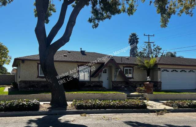 1002 W El Camino St - 1002 West El Camino Street, Santa Maria, CA 93458