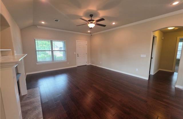 3072 N Autumn Rose Avenue Gallery 3