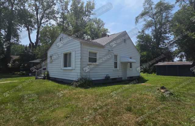 19535 Lenore Gallery 2