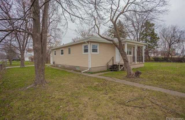 20150 PENNSYLVANIA Road Gallery 4