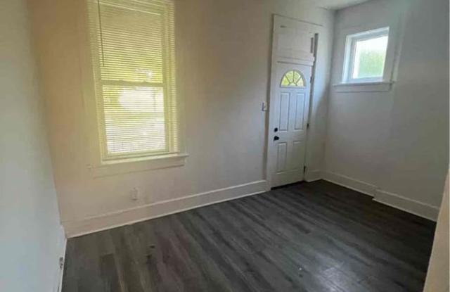 5209 S Broadway - 5209 South Broadway, St. Louis, MO 63111