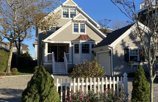441 Main Avenue - 441 Main Ave, Bay Head, NJ 08742