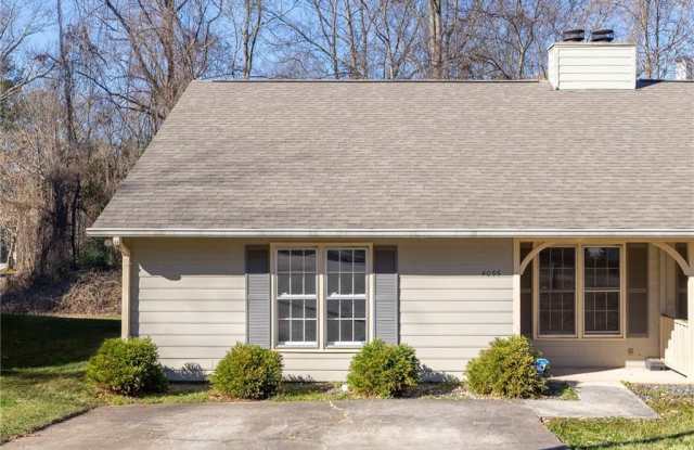 4056 Coopers Hill Drive SE photos photos
