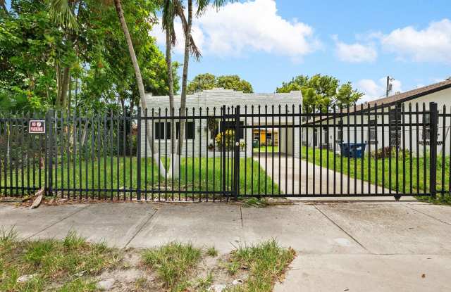 Spacious 3BR/1BA Single-Family Home – Central Miami photos photos