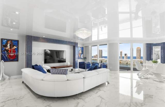 2600 Island Blvd Gallery 2