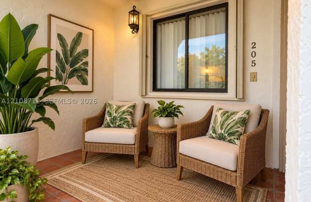 379 Lakeview Dr Gallery 2