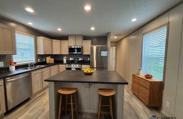 40 Bluebird Hill Drive - 40 Bluebird Hill Drive, Oakland County, MI 48359