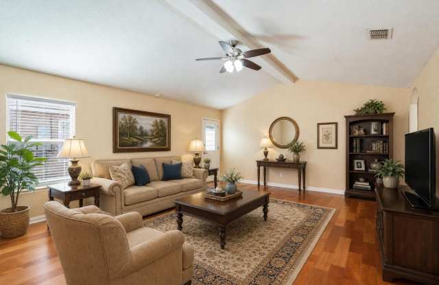 6902 Luckey Path Gallery 3