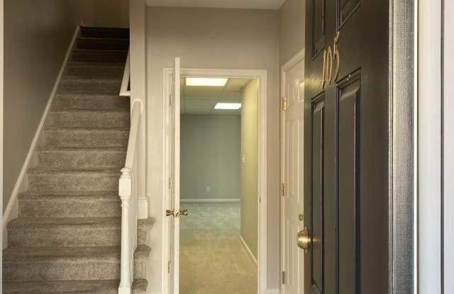 105 Margate Drive - 1 Gallery 4