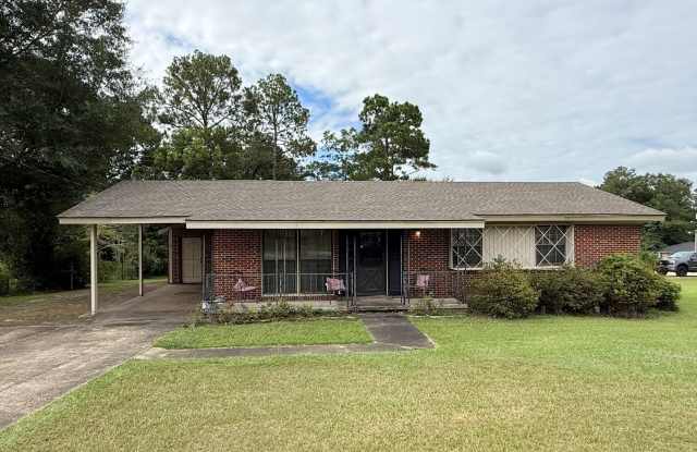 3 Bed 2 bath home in walking distance to Troy University photos photos 3 Bed 2 bath home in walking distance to Troy University photos photos