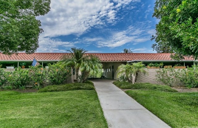 5348 Algarrobo - 5348 Algarrobo, Laguna Woods, CA 92637