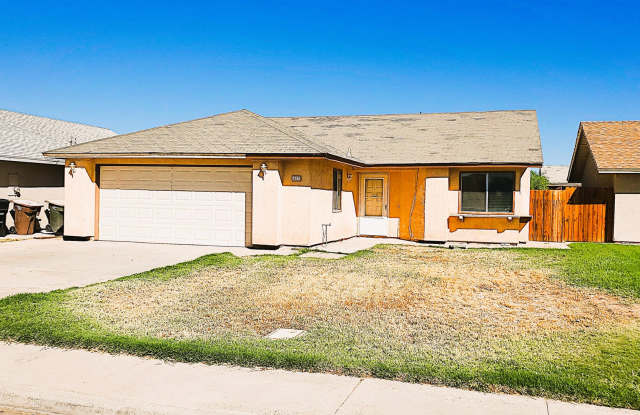 BEAUTIFUL 3-BEDROOM HOME FOR RENT IN IMPERIAL, CA Clean, comfortable, and well-maintained — this charming 3-bedroom, 2-bath home offers the space, convenience, and features you're looking for. • Landscaping Included Gallery 4