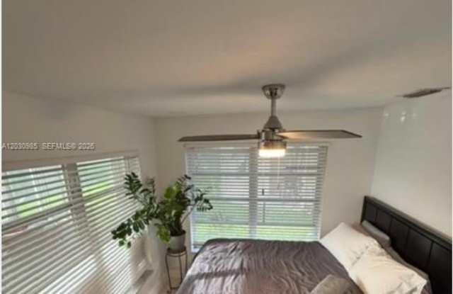 1585 NW 70th Ln photos photos 1585 NW 70th Ln photos photos