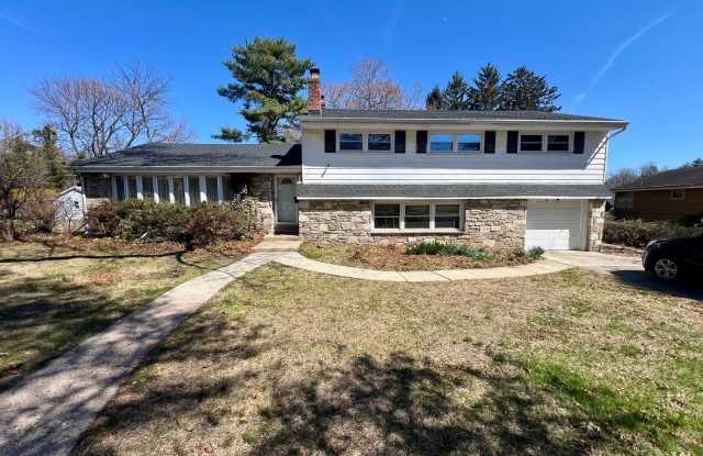 Stunning 4-Bedroom Single Family Home in Wyncote! Available NOW! photos photos