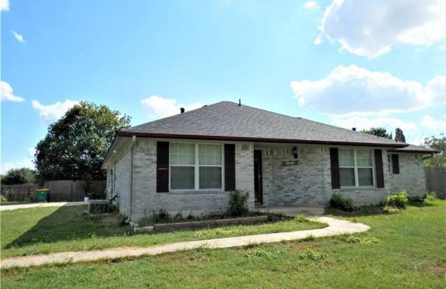 302 Renee Drive Gallery 1