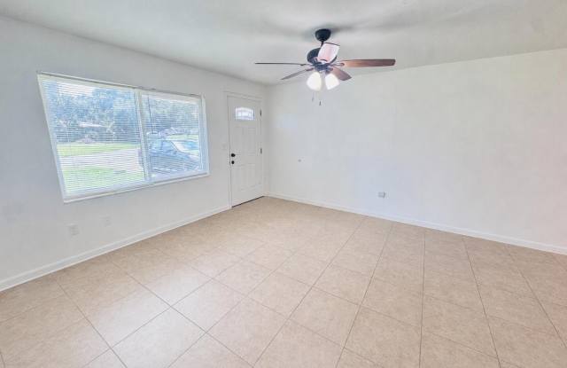 1812 Oakwood Drive Gallery 2
